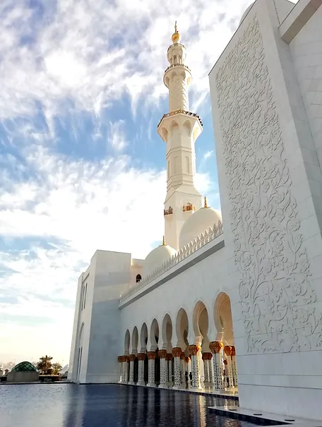 Dubai48